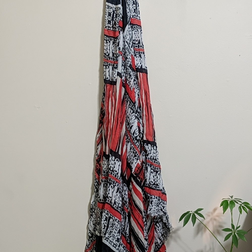 Beautiful Patterned Scarf - Picture 2 of 2